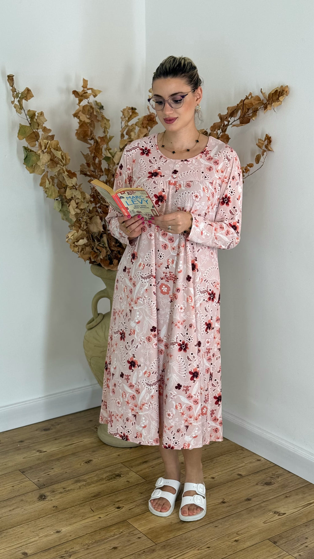 M8-Robe de Nuit Marque: DKNYC – Edition 2026