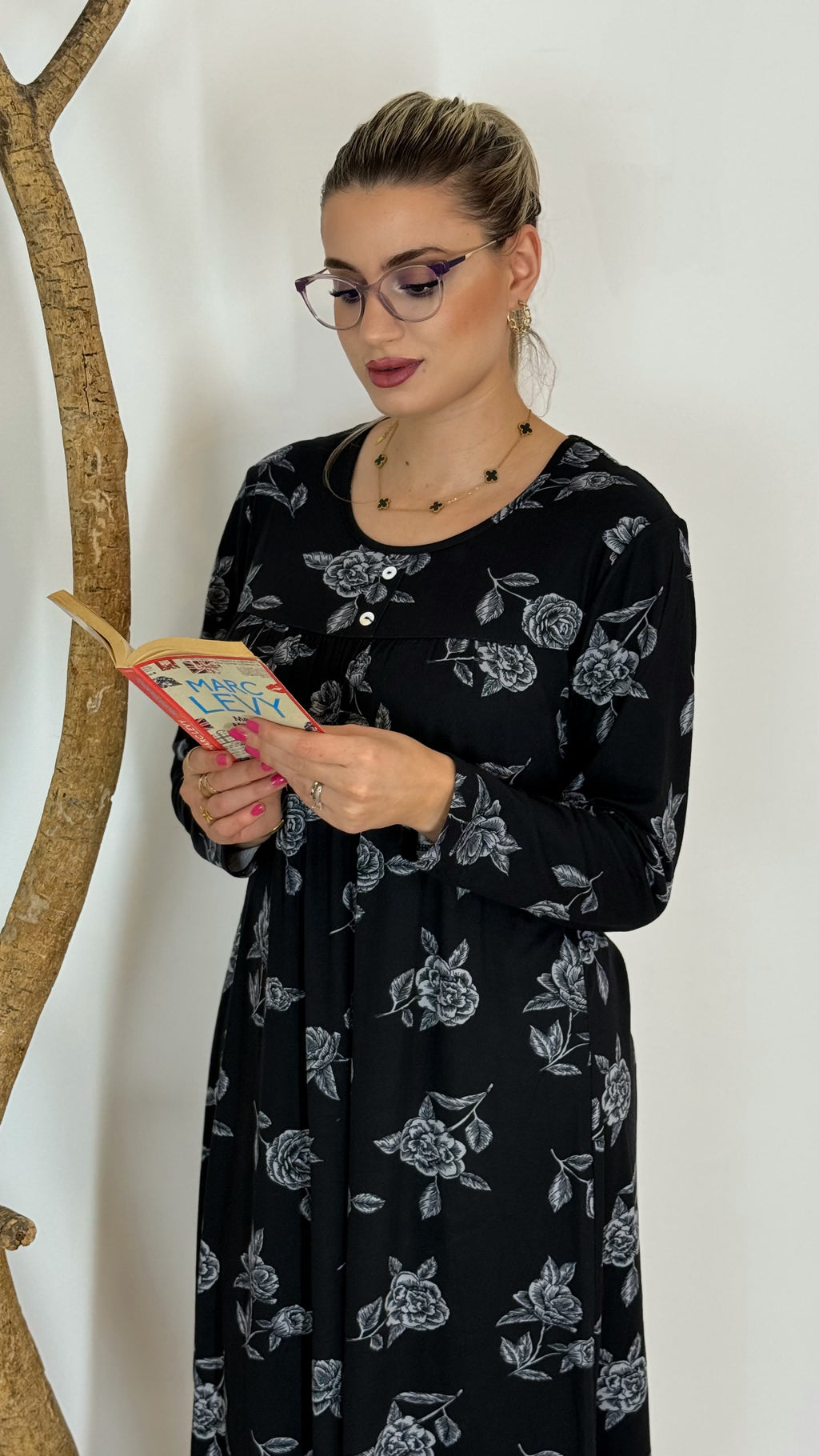 M33-Robe de Nuit Marque: DKNYC – Edition 2026